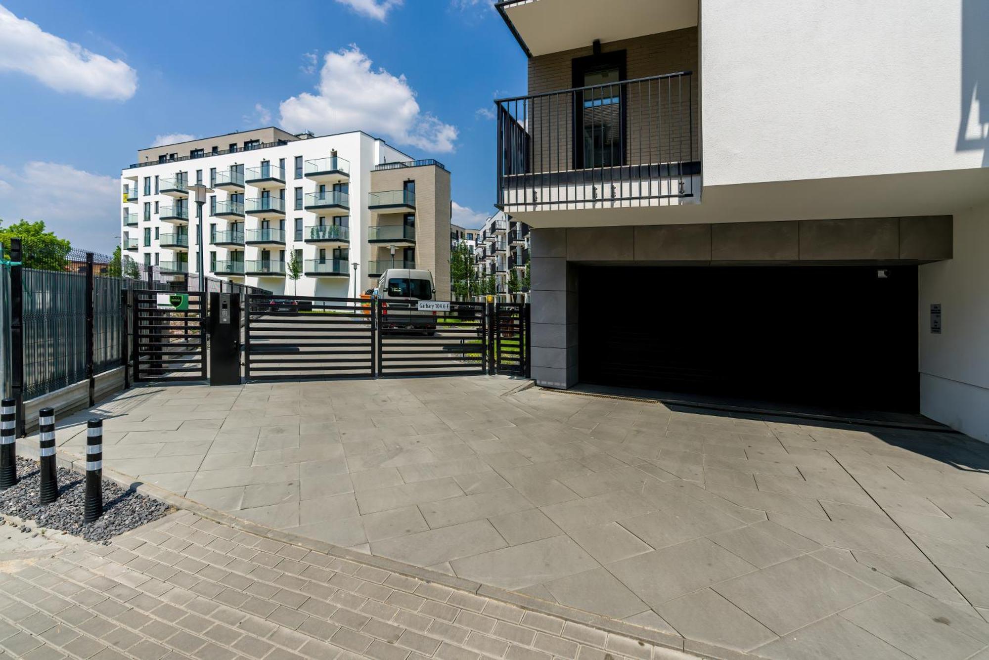 Esencja Apartments With Free Parking Garbary 104 By Renters Poznan Exterior foto